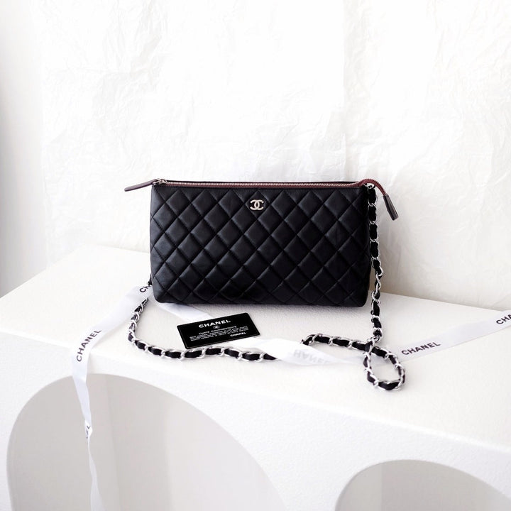 Chanel matelasse quilted clutch bag+chain
