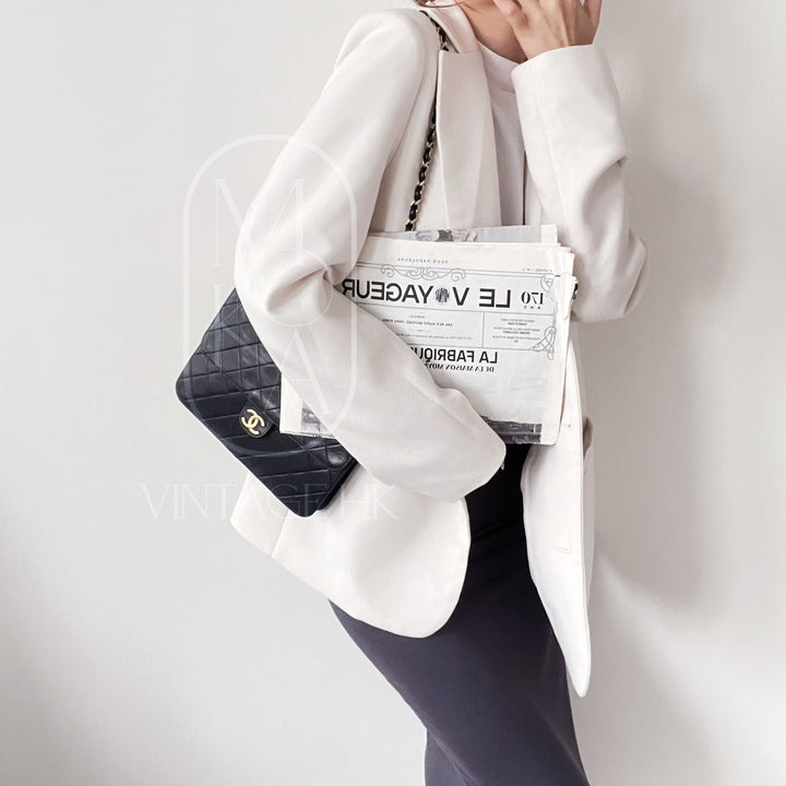 Chanel vintage black classic flap chain bag