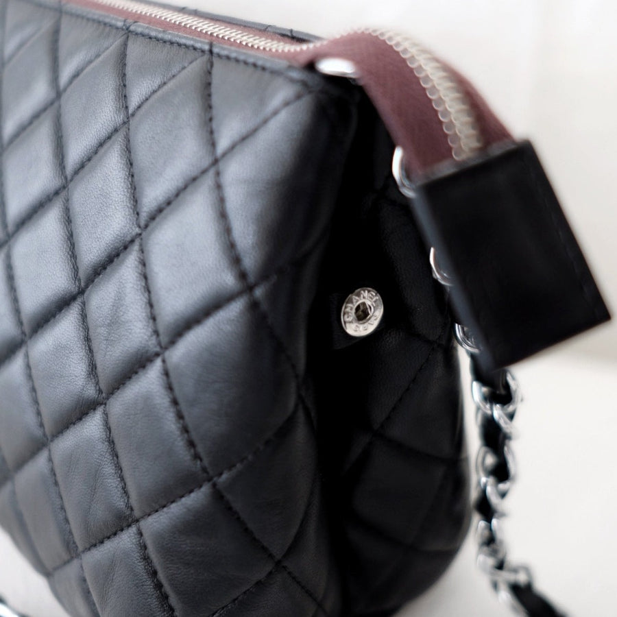 Chanel matelasse quilted clutch bag+chain
