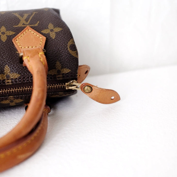 Louis Vuitton speedy mini monogram canvas monogram hand bag