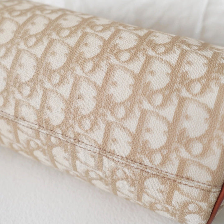 Dior vintage pouchette beige leather baguette
