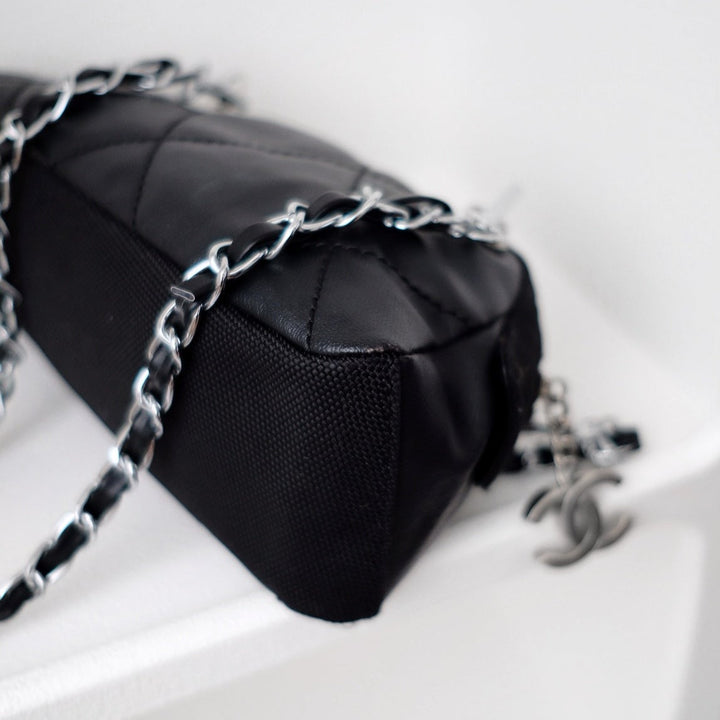 Chanel vintage pvc clutch bag + chain