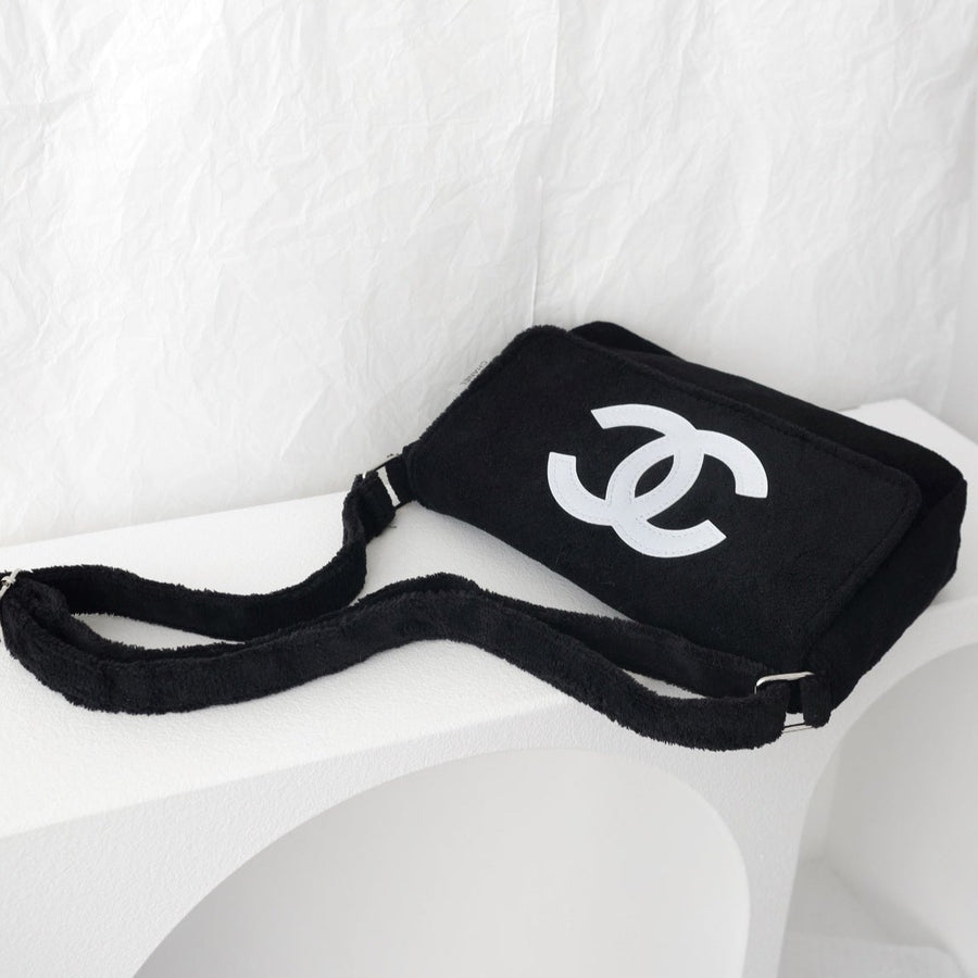 Chanel 2008-2009 CC Sports Line messenger bag For Sale at 1stDibs