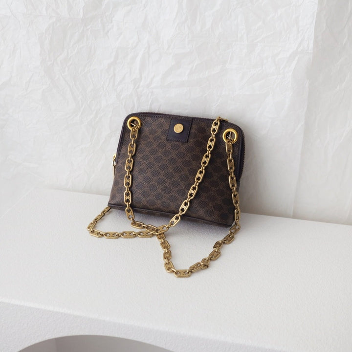 Celine leather clutch+chain