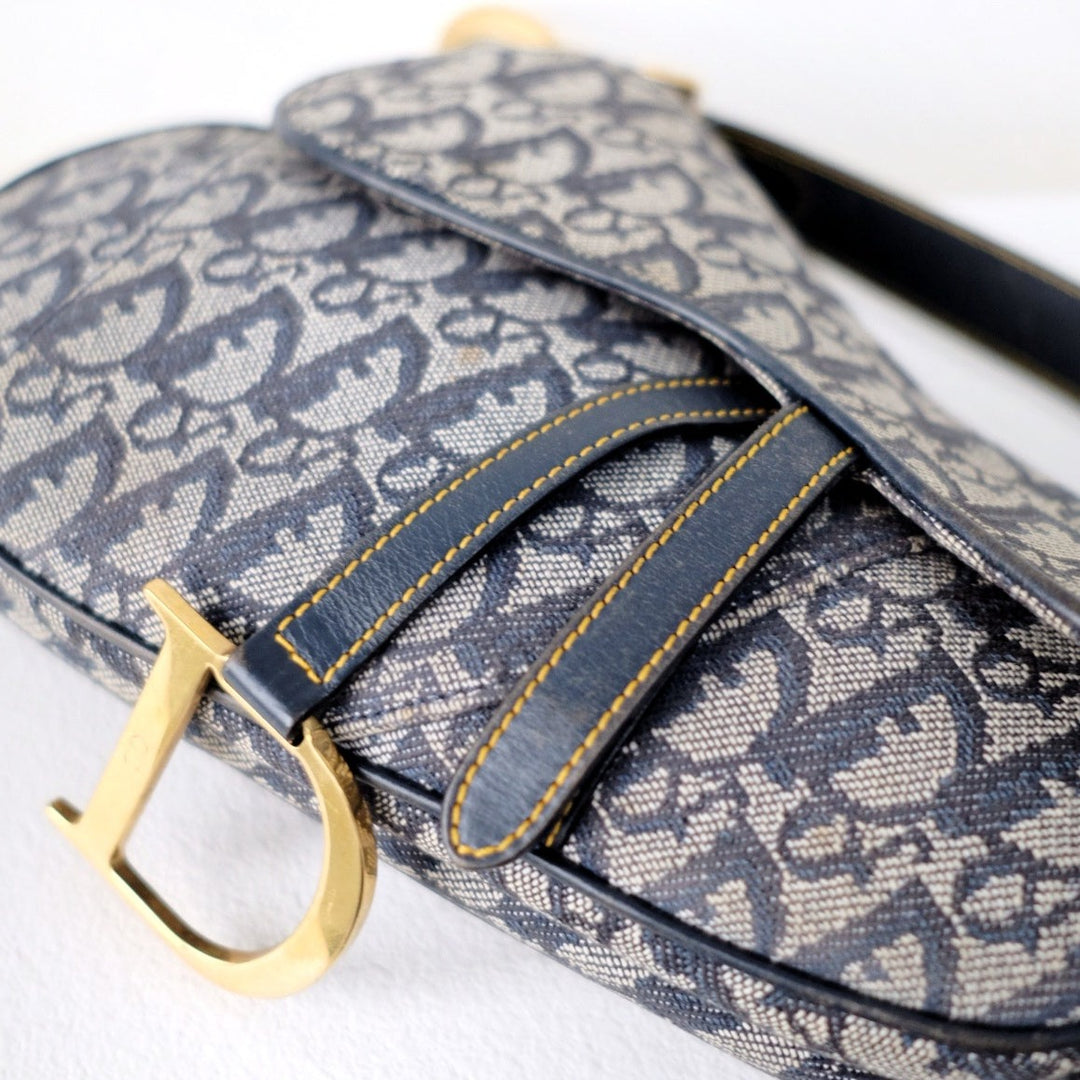 Dior vintagre trotter saddle bag