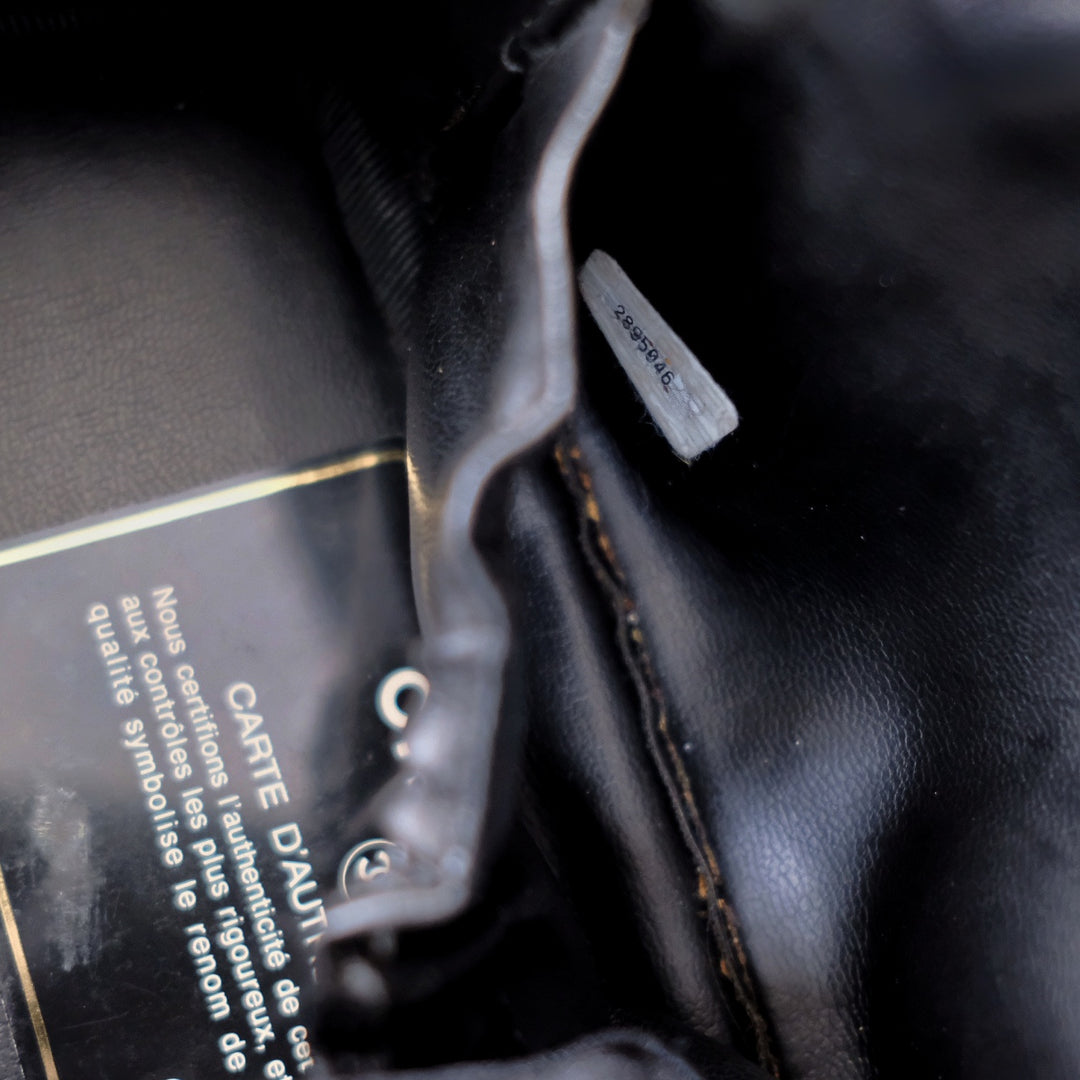 Chanel vintage coco cowhide wash bag