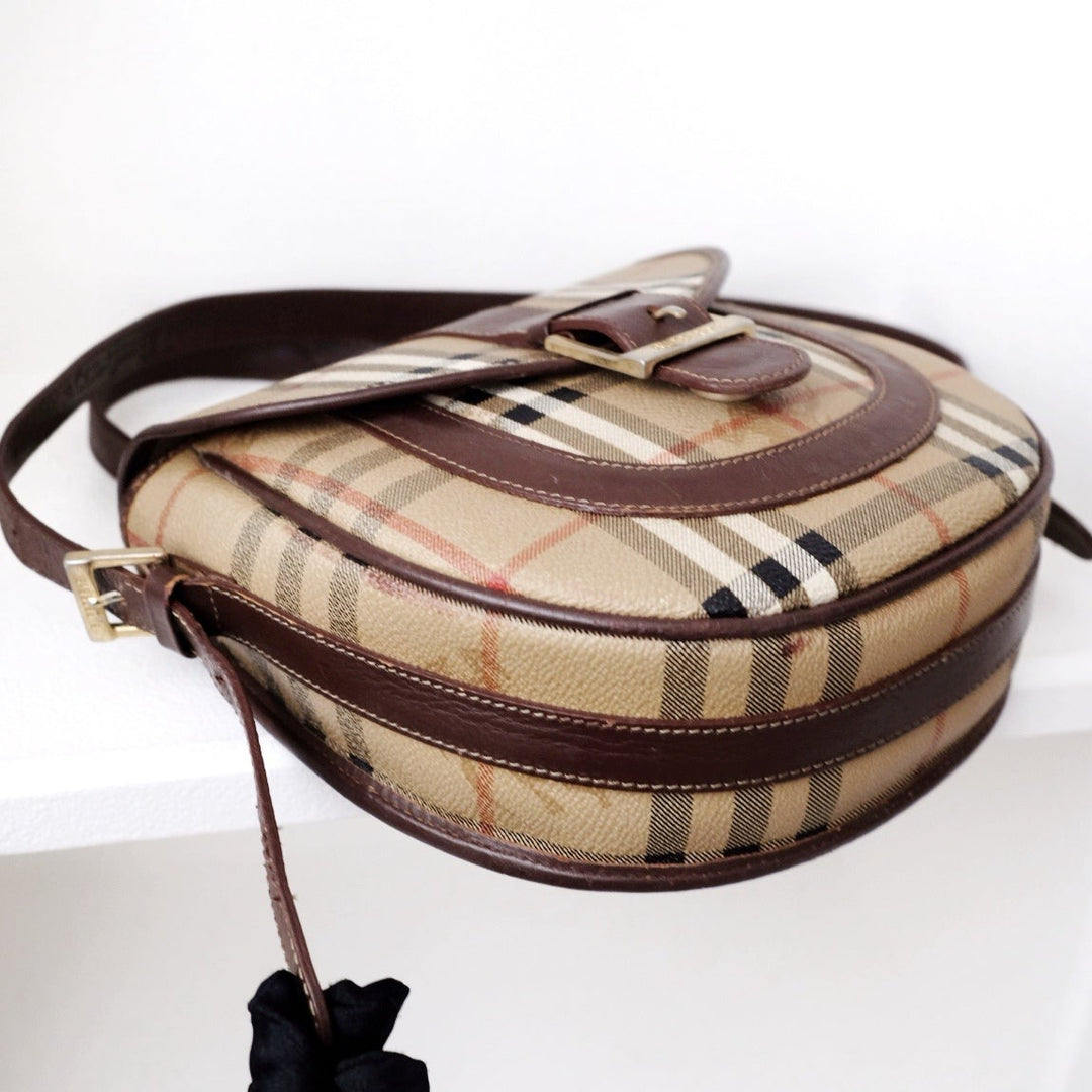 Burberry vintage pvc cross body bag