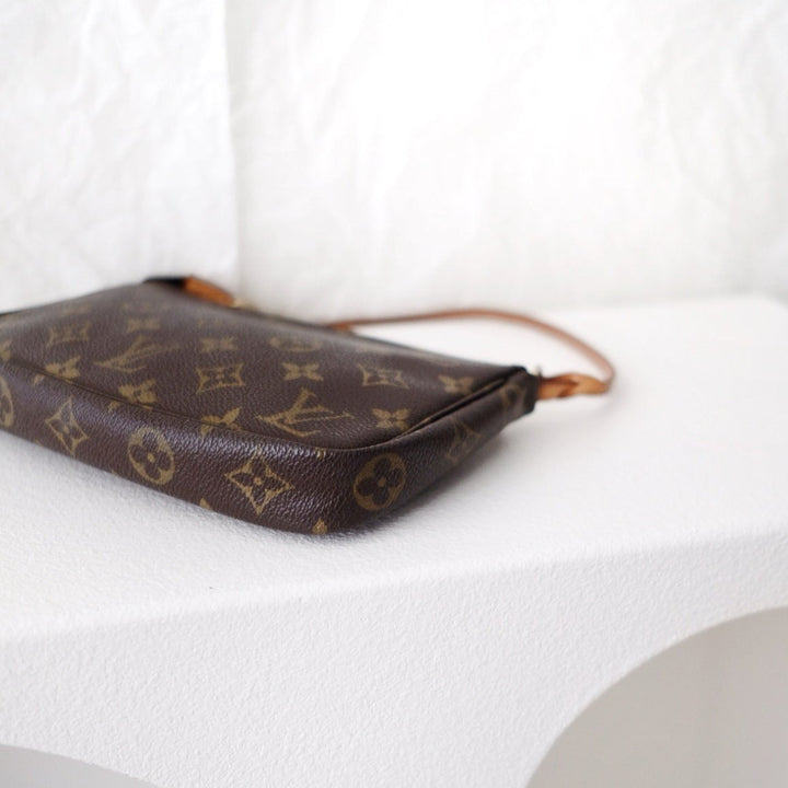 Louis Vuitton monogram handbag