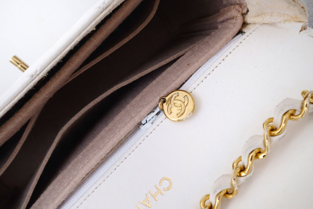 Chanel vintage triangle classic flap chain bag