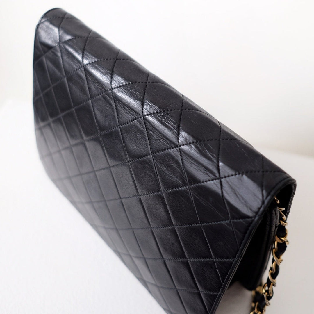 Chanel vintage black classic flap chain bag