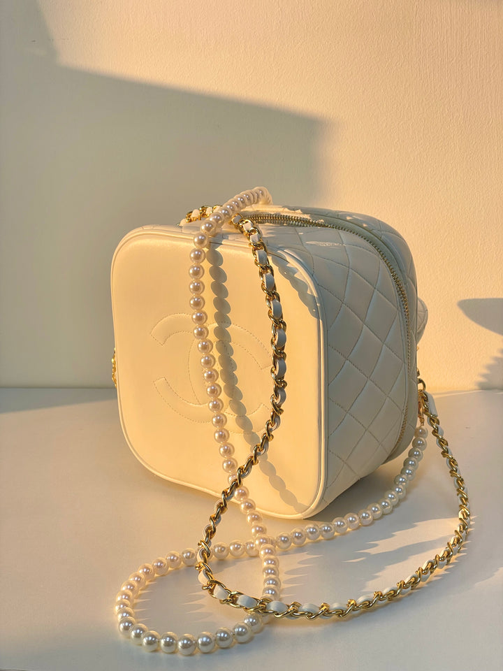 Chanel coco sheepskin wash handbag