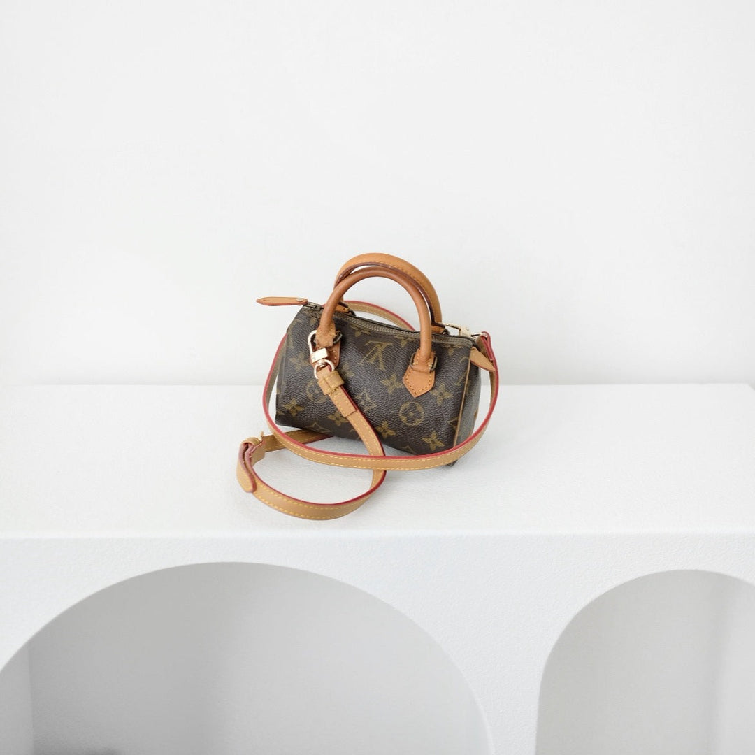 Louis Vuitton speedy mini monogram canvas monogram hand bag