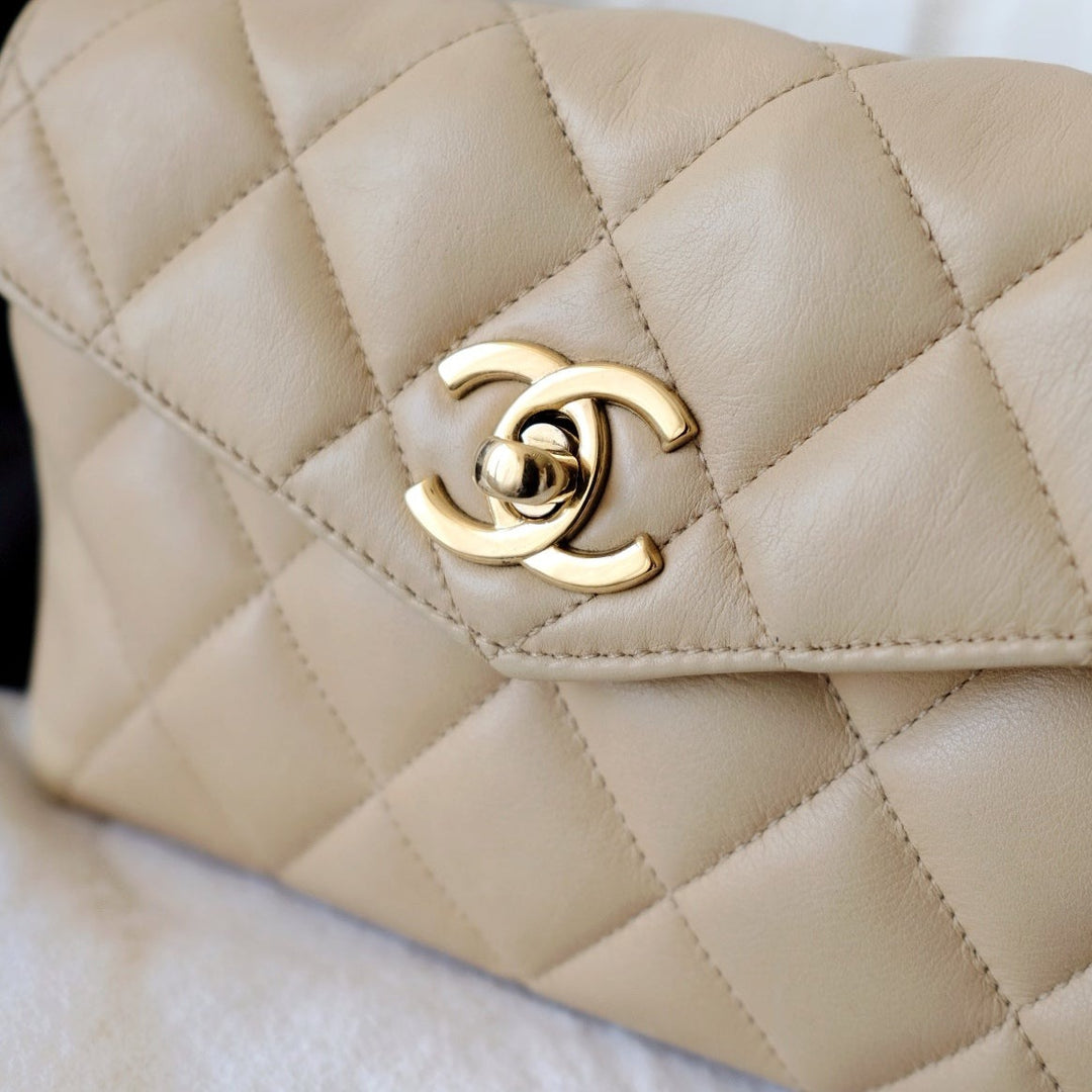 Chanel vintage quilted sheepskin CC belt bag