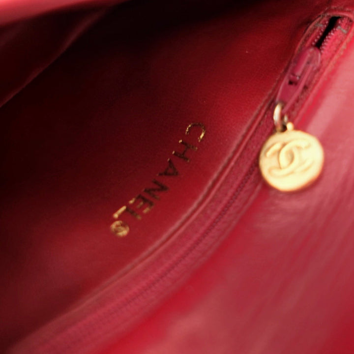 Chanel  vintage quilted sheepskin CC belt bag+chain