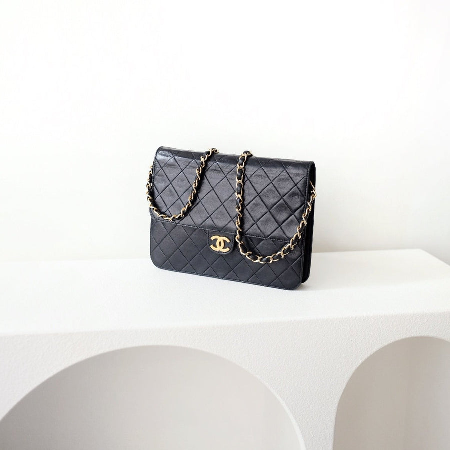 Chanel vintage black classic flap chain bag