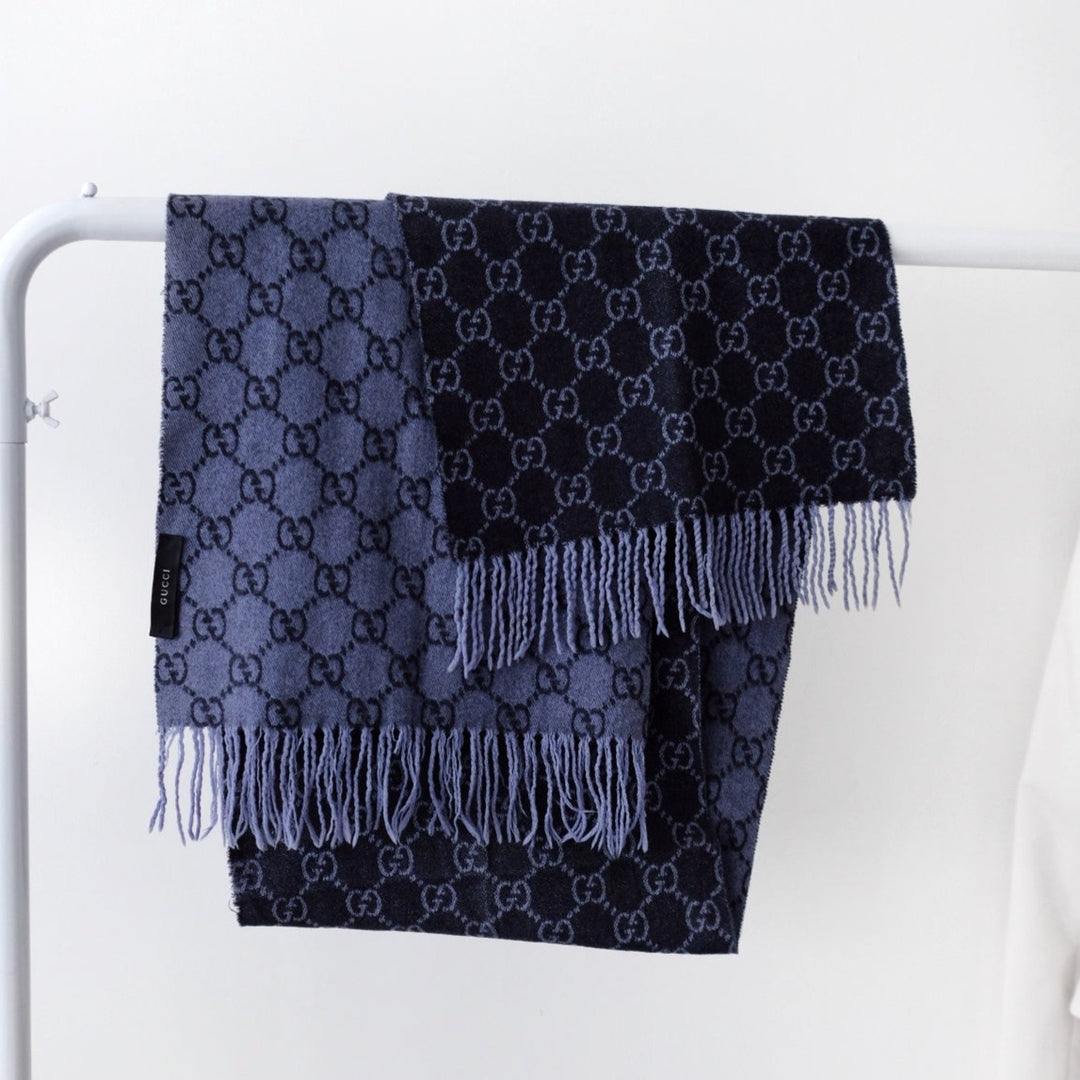 Gucci scarf No. GS212