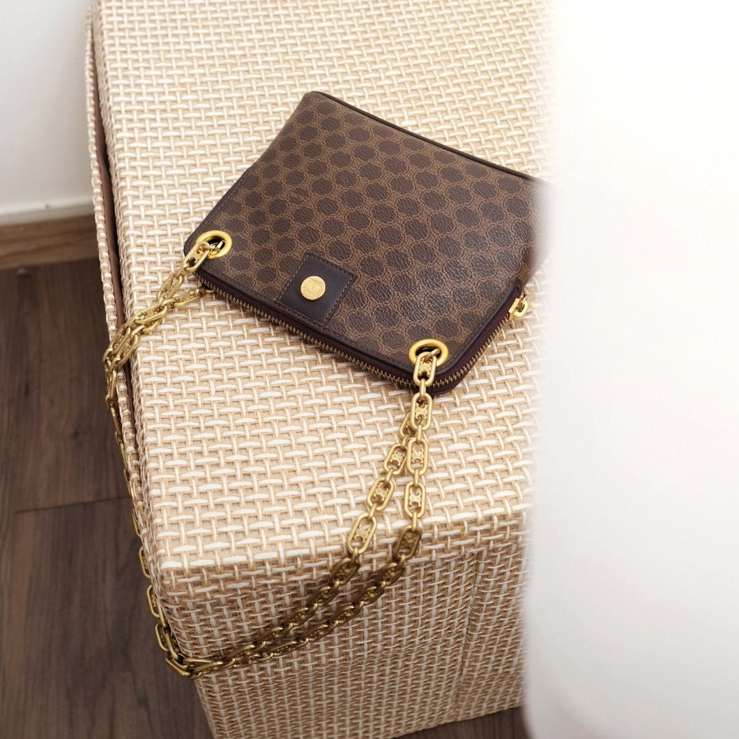 Celine leather clutch+chain