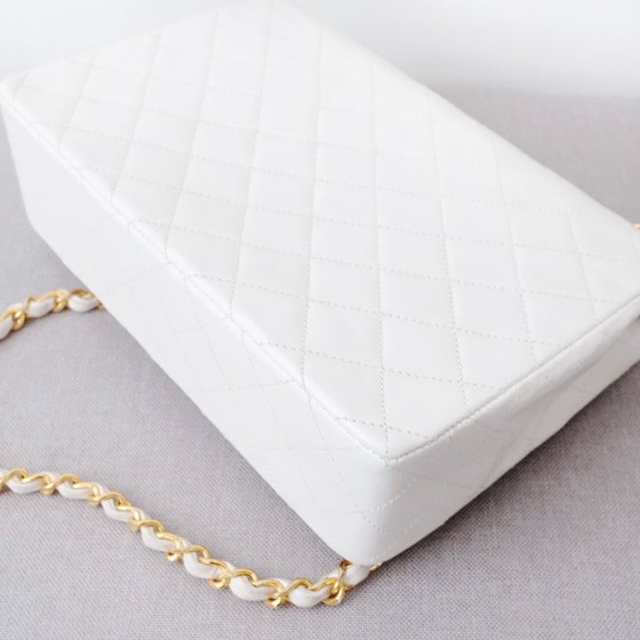 Chanel vintage triangle classic flap chain bag