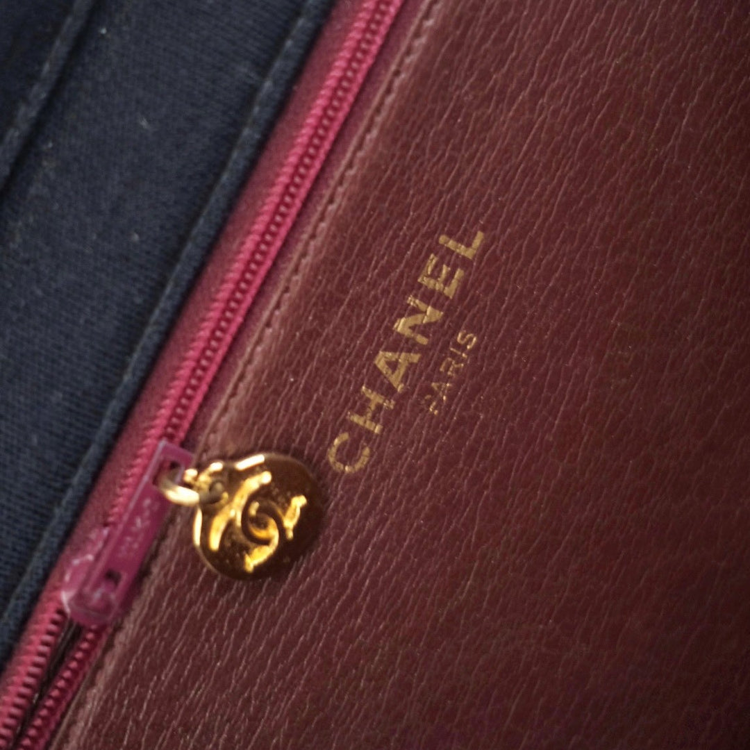 Chanel vintage canvas flap chain bag（navy）