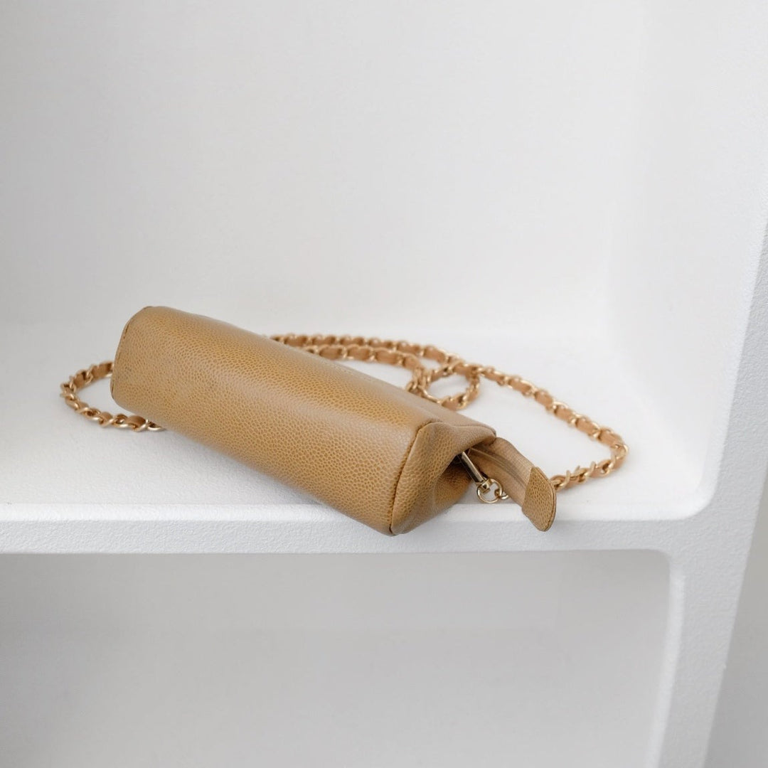 Chanel vintage beige quilted cowhide pouch +chain