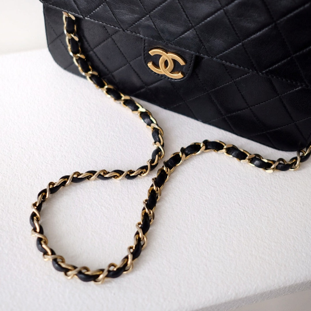 Chanel vintage black classic flap chain bag