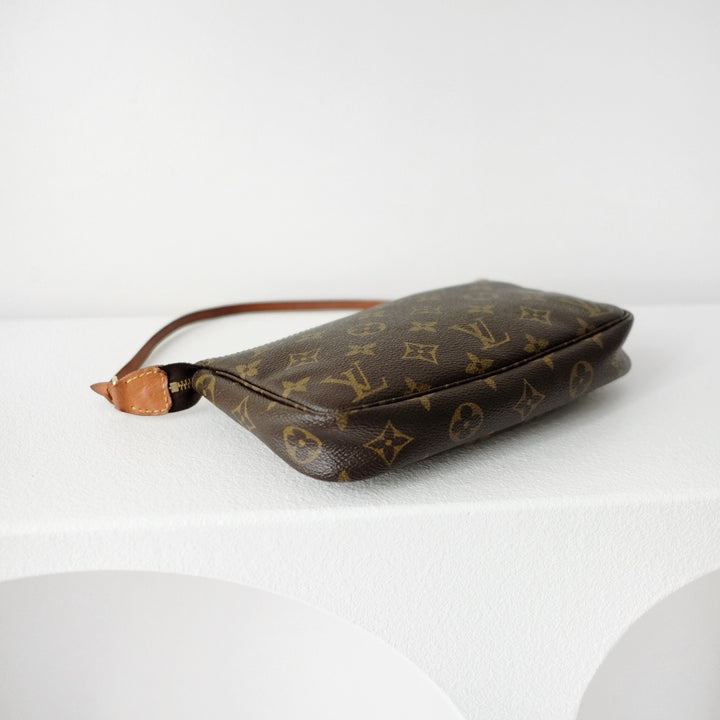 Louis Vuitton monogram handbag