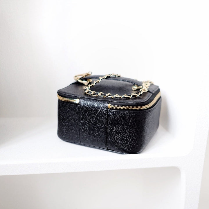 Chanel vintage coco cowhide mini wash bag