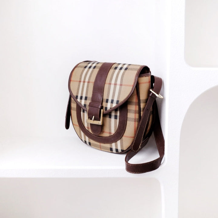 Burberry vintage pvc cross body bag