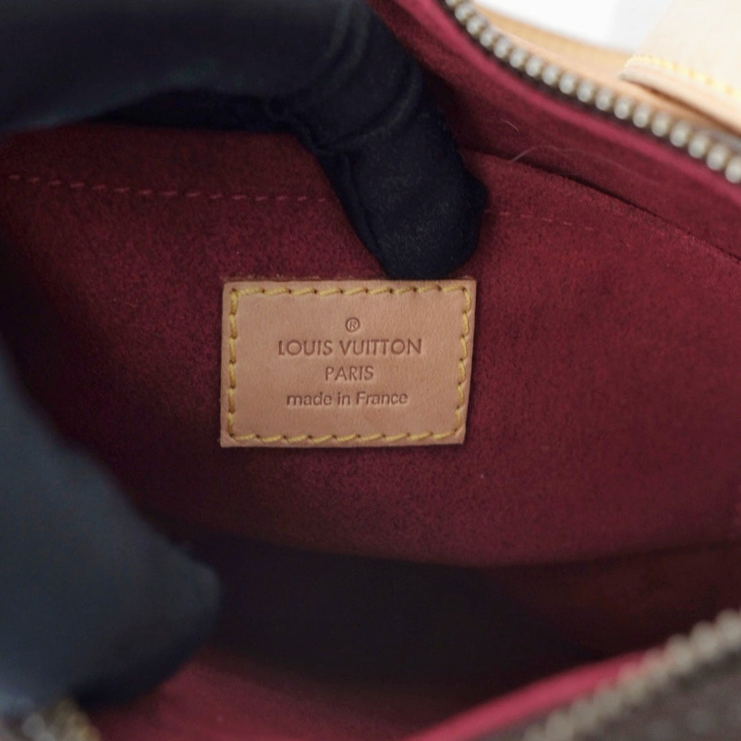 Louis Vuitton vintage croissant pm
