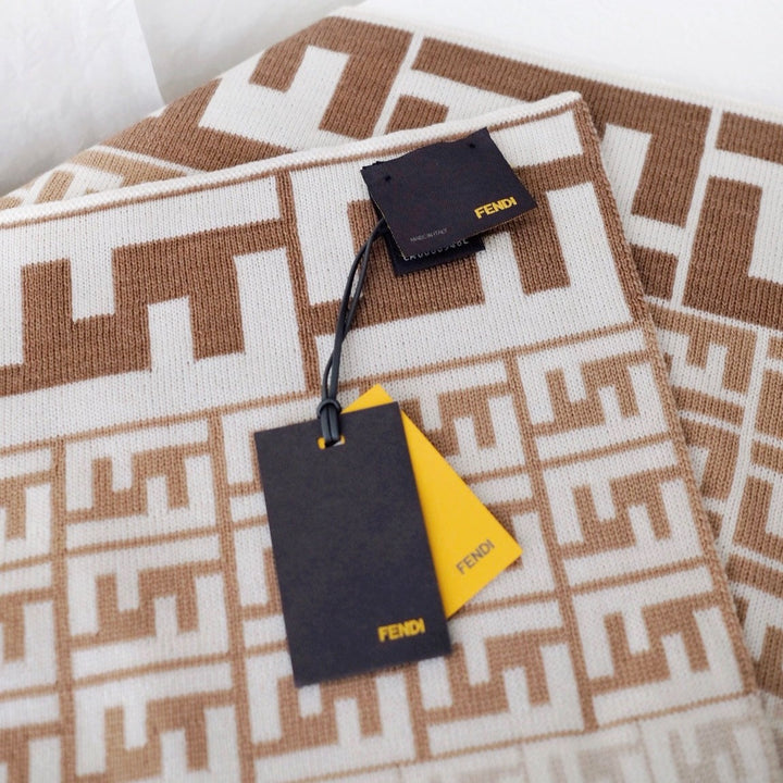 Fendi scarf No. FS212