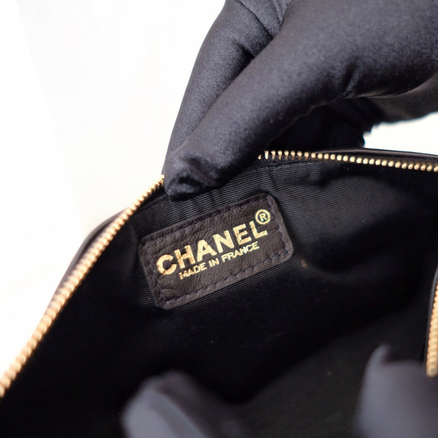 Chanel vintage chocolate bar cc cylinder bag