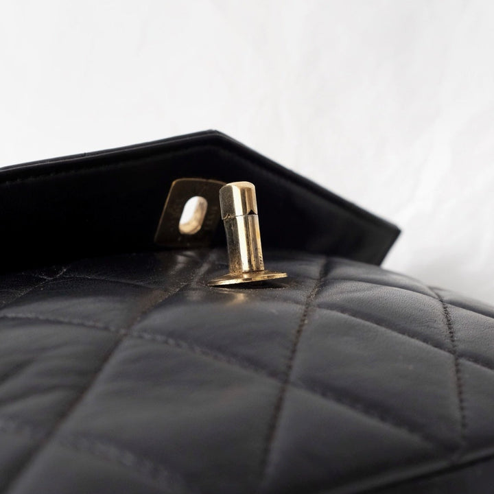 Chanel vintage quilted sheepskin CC belt bag+chain