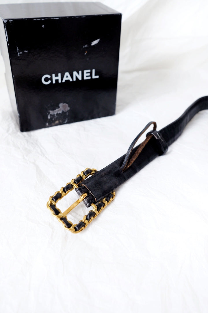Chanel vintage cc logo leather belt black