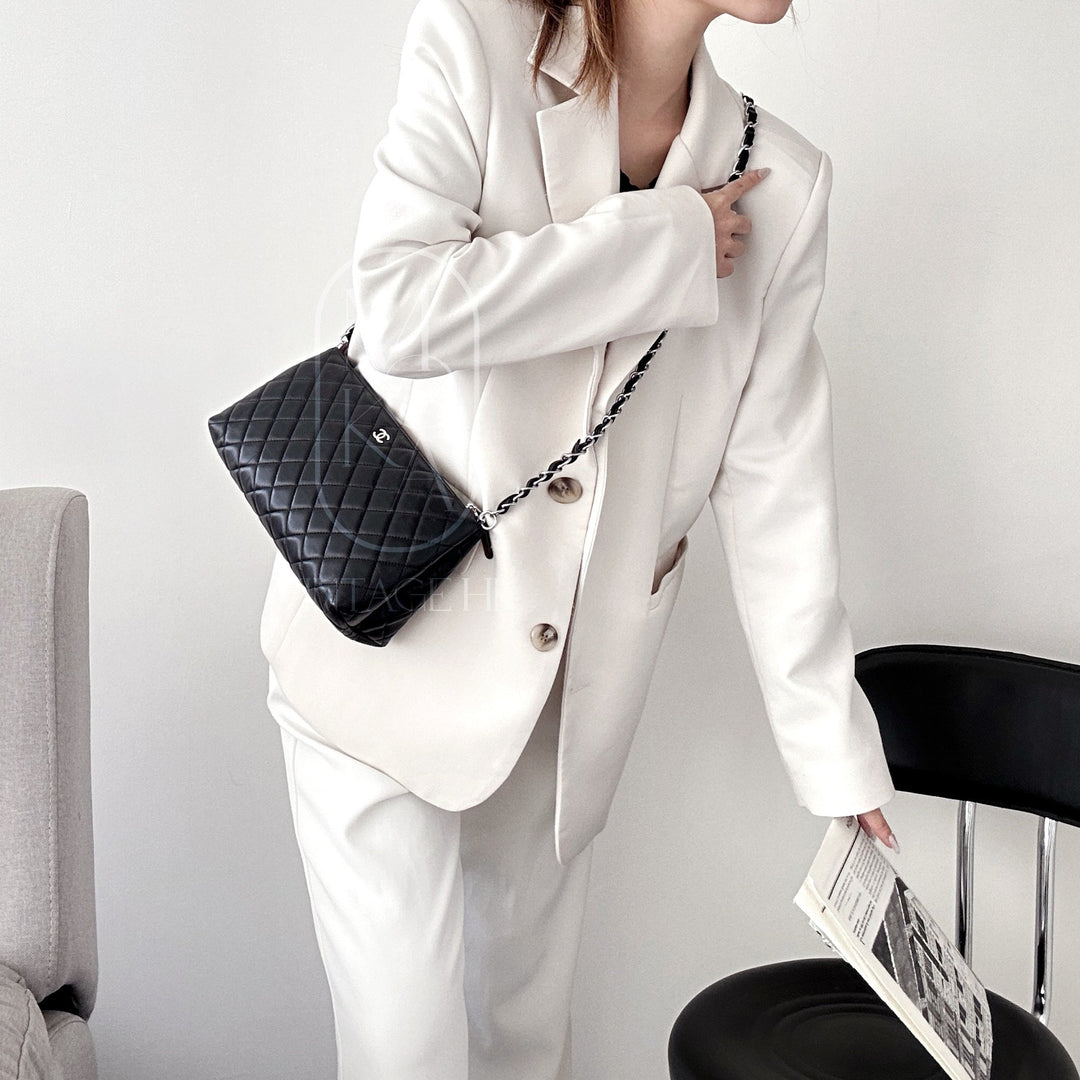 Chanel matelasse quilted clutch bag+chain