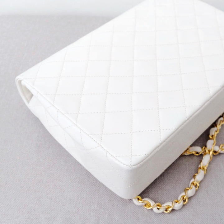 Chanel vintage triangle classic flap chain bag
