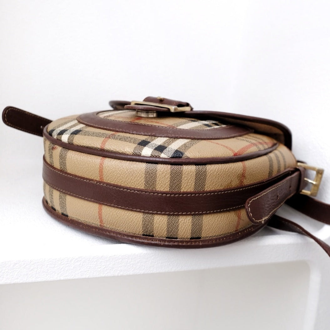 Burberry vintage pvc cross body bag