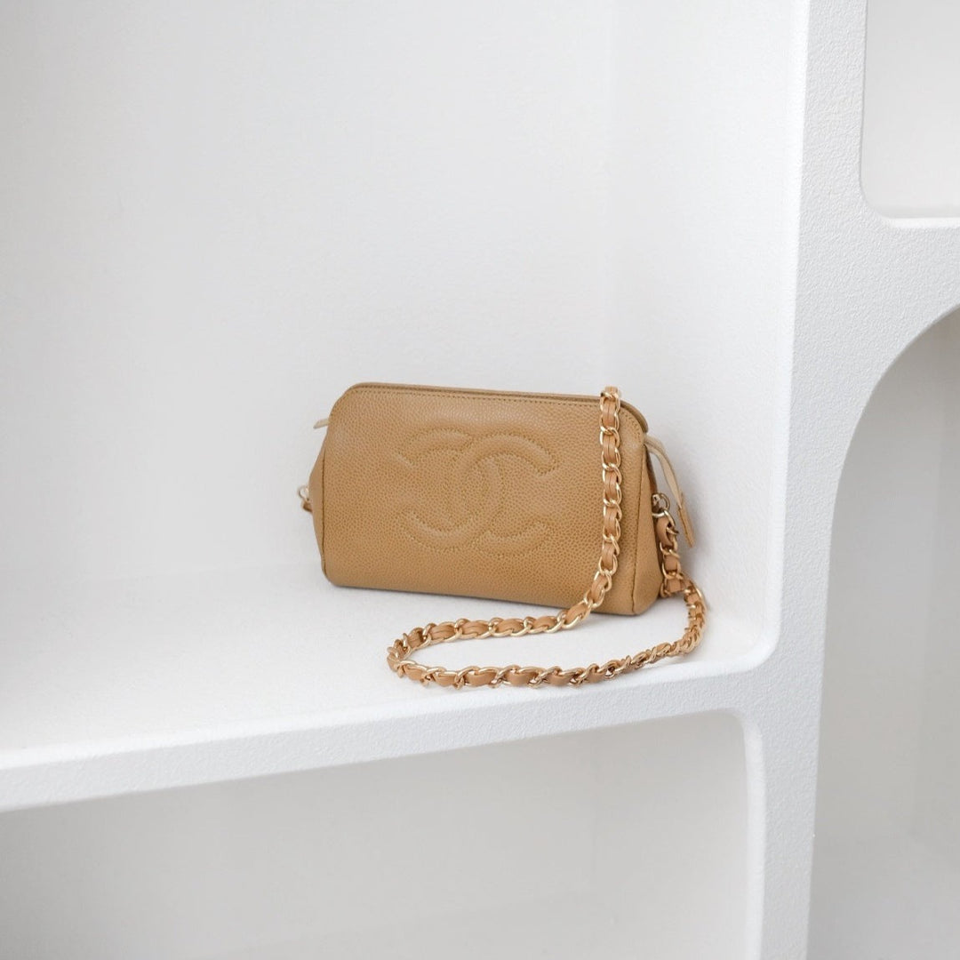 Chanel vintage beige quilted cowhide pouch +chain