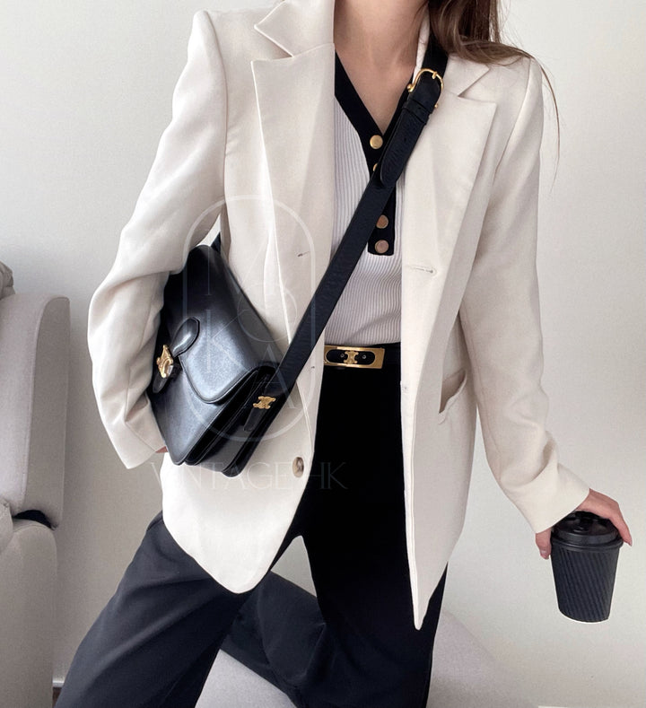 Celine vintage medium triomphe box bag