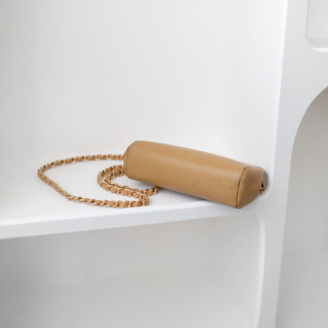 Chanel vintage beige quilted cowhide pouch +chain