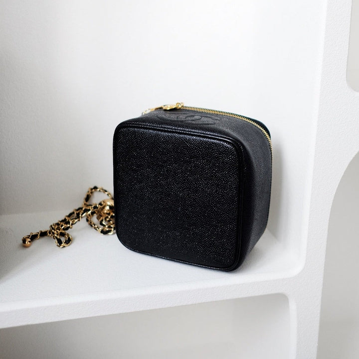 Chanel vintage coco cowhide mini wash bag