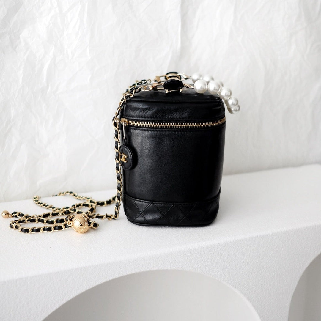 Chanel vintage coco sheepskin wash bag