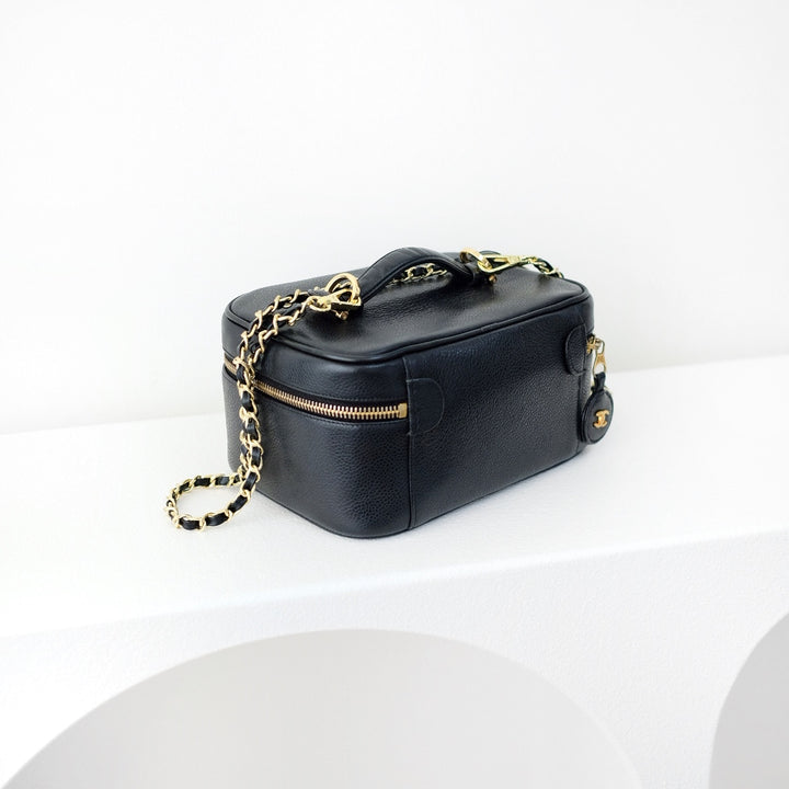Chanel vintage coco cowhide wash bag