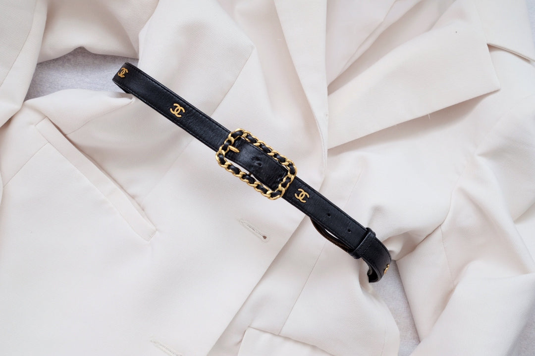 Chanel vintage cc logo leather belt black