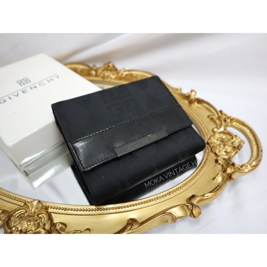 Givenchy short wallet