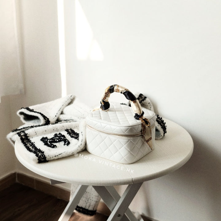 Chanel coco sheepskin wash handbag