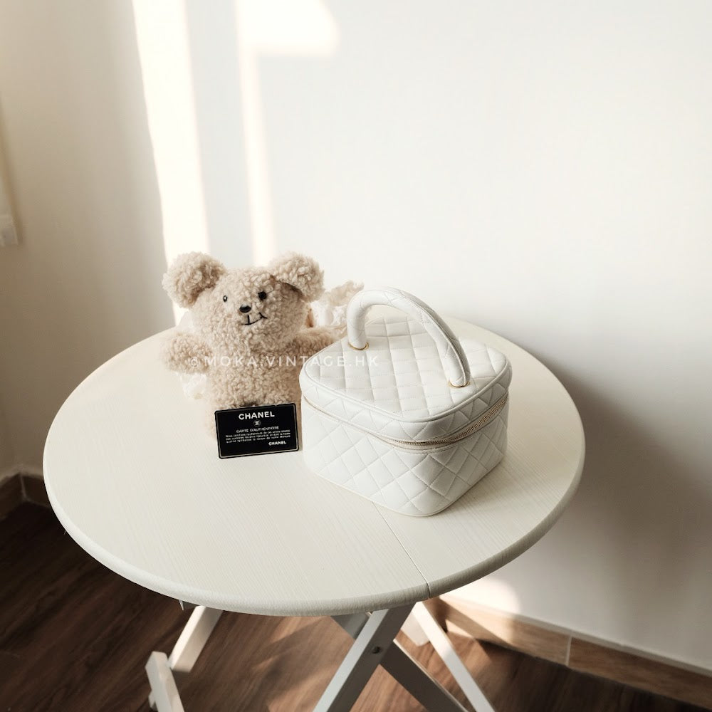 Chanel coco sheepskin wash handbag