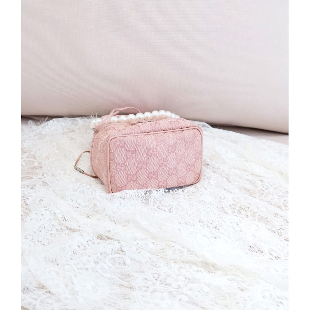 Gucci mini GG bucket bag