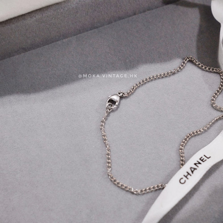Chanel vintage necklace