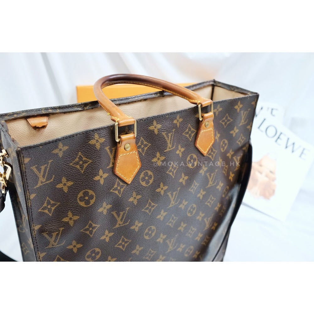 Louis Vuitton Monogram Petit Sac Plat No.1
