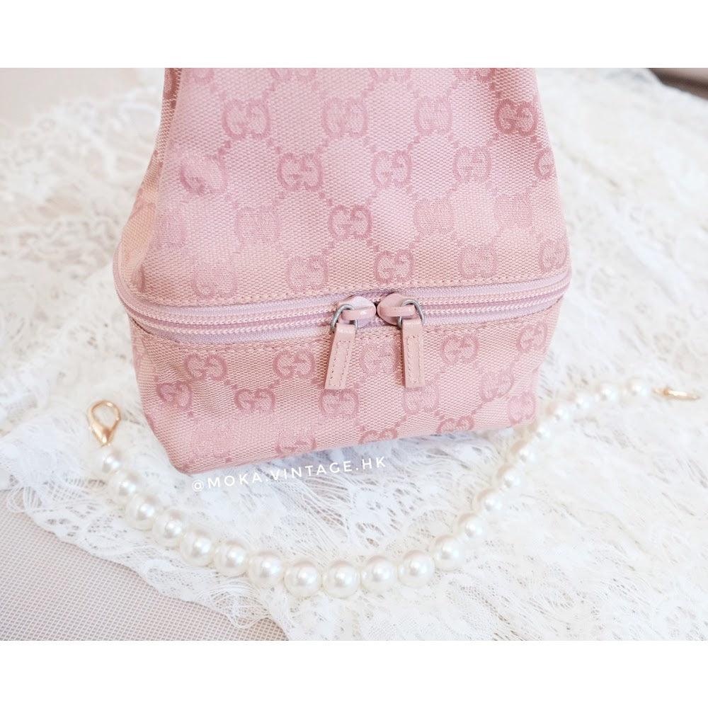Gucci mini GG bucket bag